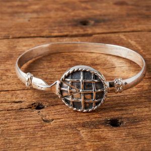 Sterling Silver 6MM Width Pie Bracelet with Sterling Silver Heart Trim